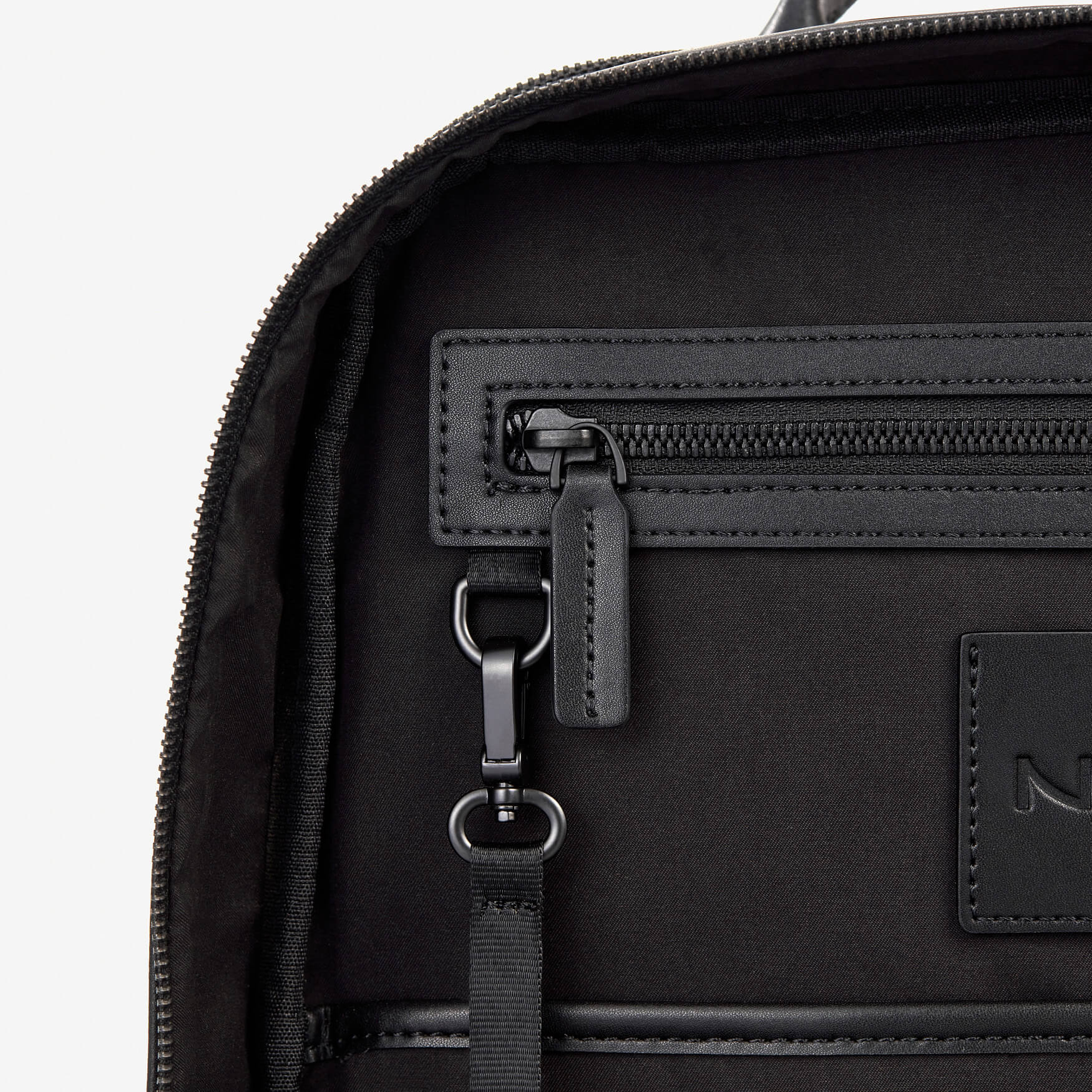 Explorer Backpack | Punaluu Obsidian