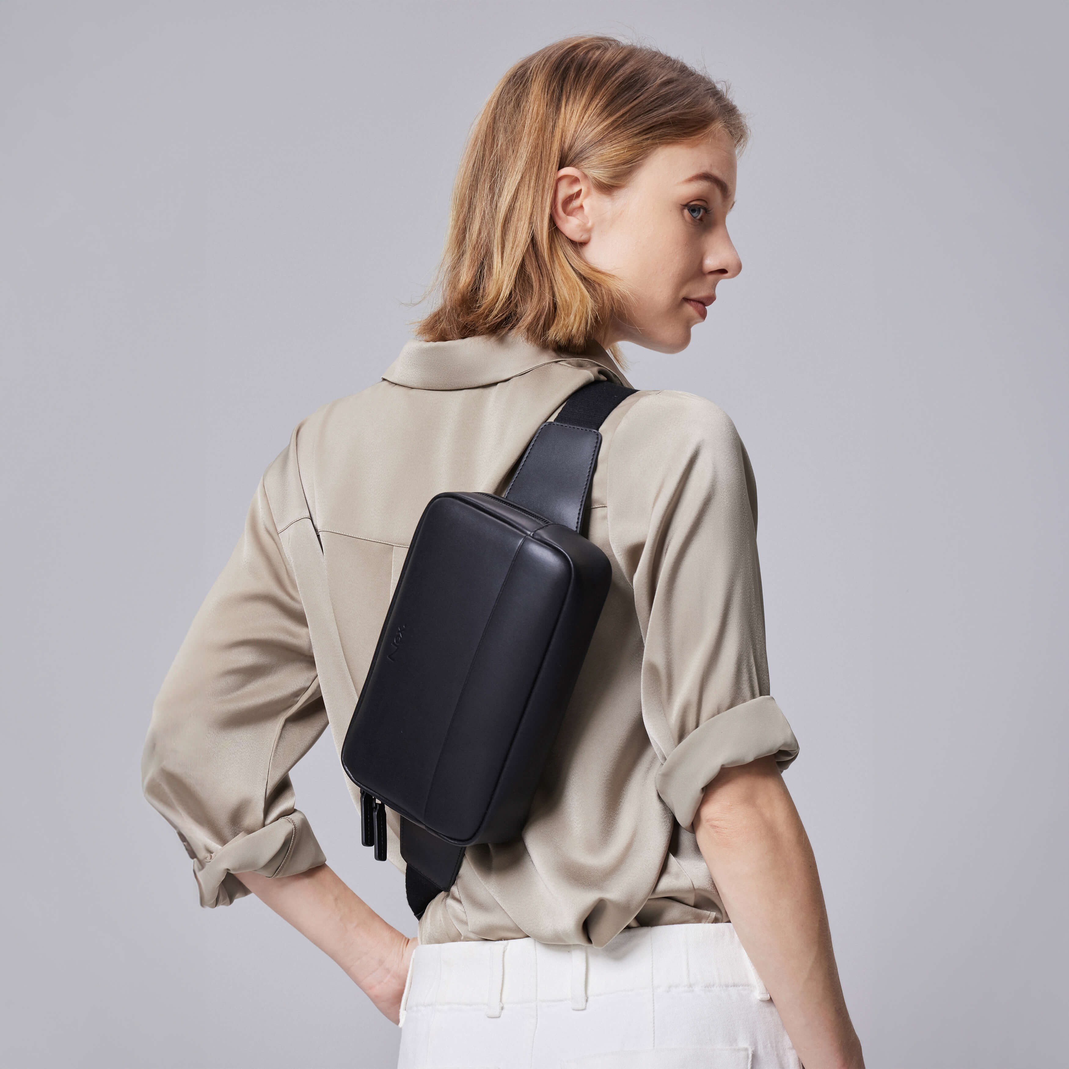 Voyager Crossbody | Punaluu Obsidian